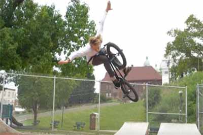 Cinema BMX - 2017 Promo de Vestuário de Outono / Inverno